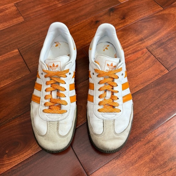 Adidas OG Samba White and Orange Sneakers - Picture 2 of 13